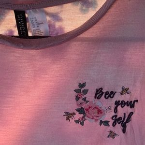 h&m divided shirt (size M)